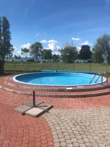 B-Home Resort Zamárdi Dış mekan fotoğraf