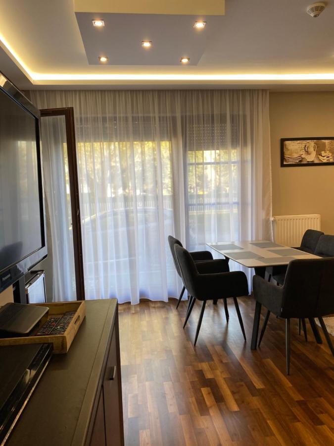 B-Home Resort Zamárdi Dış mekan fotoğraf